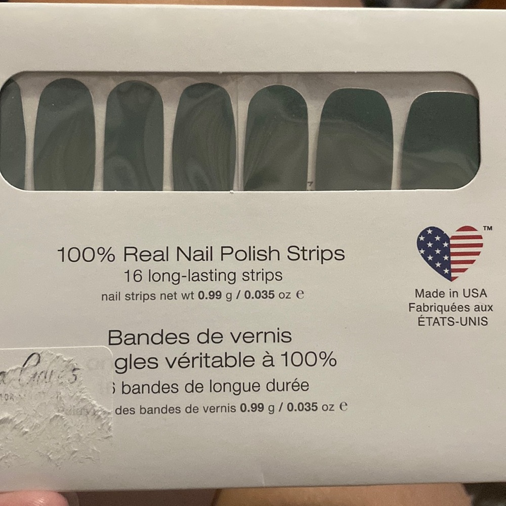 Nail polish strips, “She’s a Trooper”